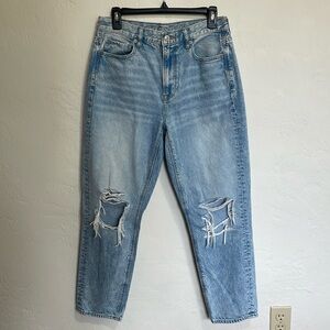 American Eagle straight leg jeans size 6 short